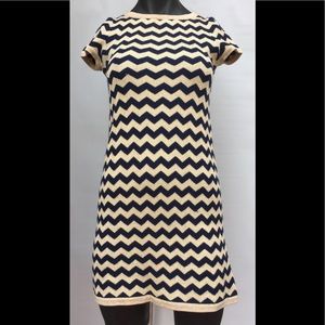 Lily Pulitzer knit dress, shiny effect, size SX